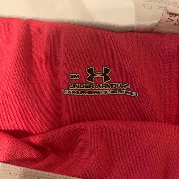 Pink Under Armour gym shorts - Picture 4 of 4